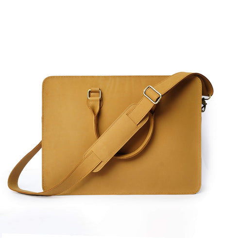 WERNER - 16.5" Messenger Bag